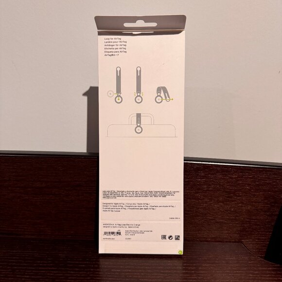 BNIB Apple AirTag Loop - Electric Orange - Picture 2 of 3